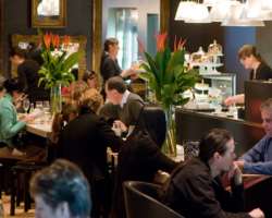 The museum also has a Tea Room on level 1 where you can enjoy relaxing tea after a long walk and witnessing different art pieces placed at the museum.